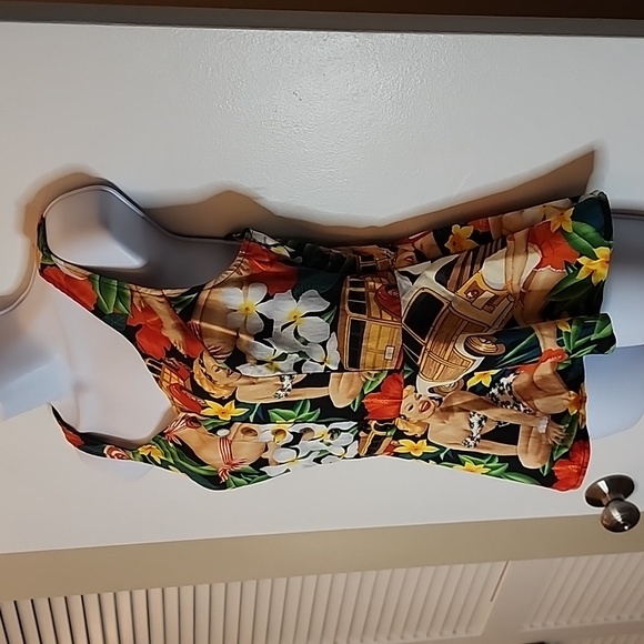 Belle Poque Sleeveless 50's Retro Tank, Black, Green, Yellow, Size Small - Picture 3 of 9